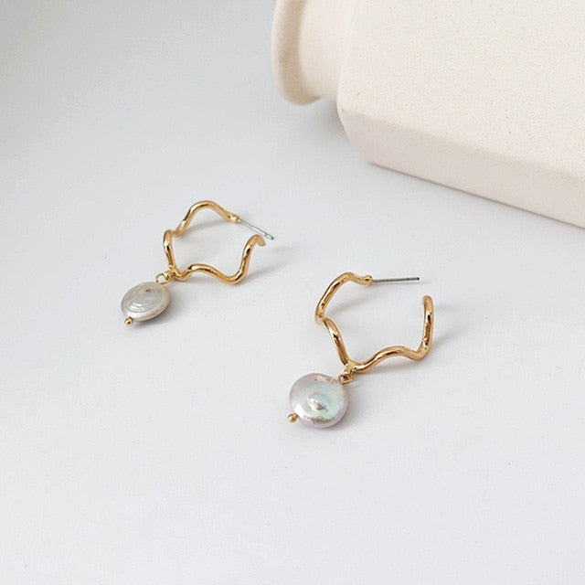 AOMU Korea Design Metal Gold Geometric Irregular Circle Square Natural Freshwater Pearl Stud Earrings for Women Girl Gift