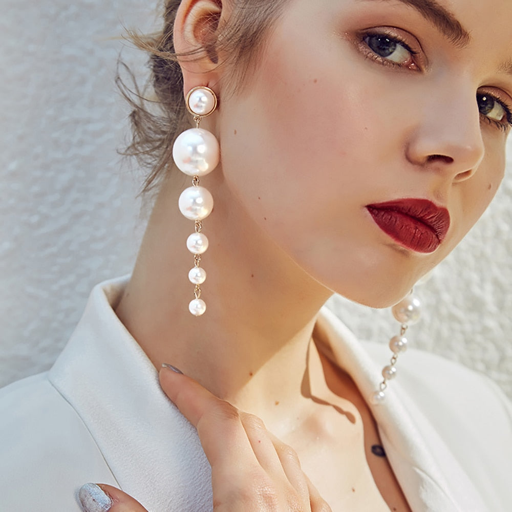 IPARAM tendencia perla simulada pendientes largos de mujer perla redonda blanca boda pendientes colgantes joyería Coreana de la manera pendientes